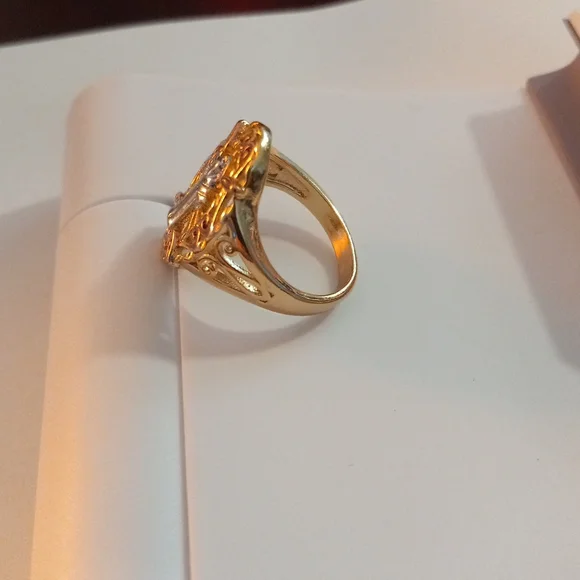 St Benedict Gold Layered/ORO LAMINADO Woman RING Size 7 NWOT - Picture 5 of 6